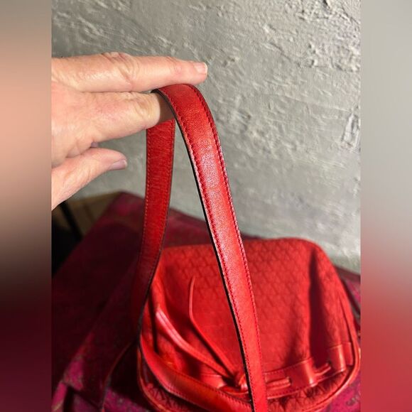 Valentino Garavani Vintage Red Crossbody Bag-excellent vintage condition - Picture 14 of 16